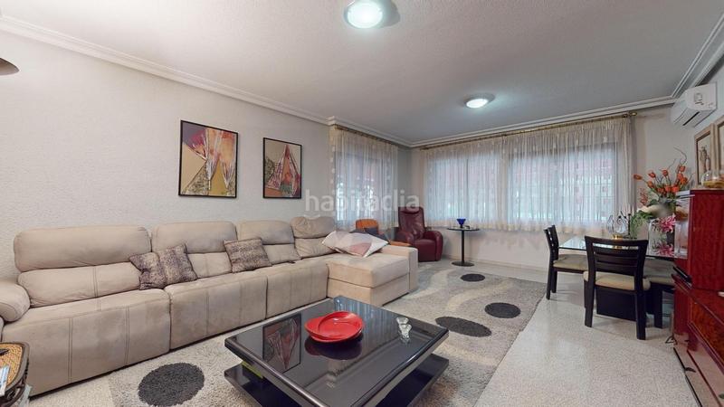 Foto 55b83a71-ea82-469a-add5-565face4ffd9. Chalet peña las aguilas chalet con 4 dormitorios, piscina y barbacoa exterior en Elche / Elx