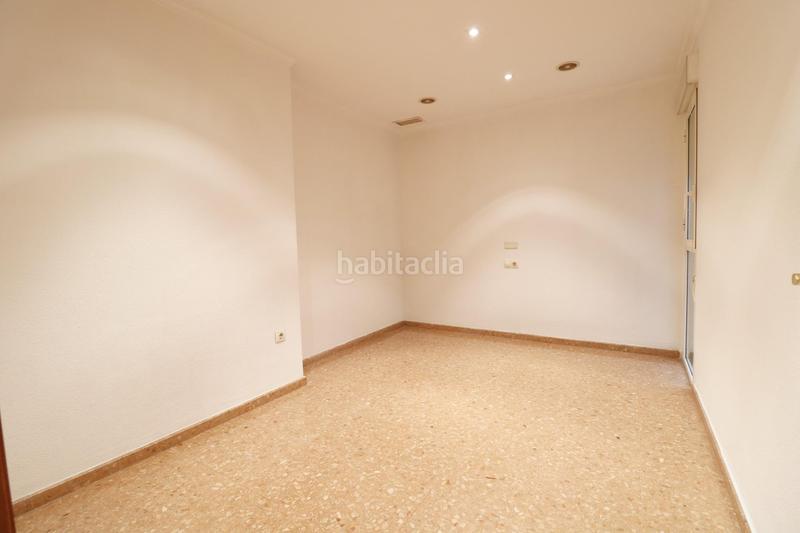Foto fccec457-fda5-4f25-8bc1-2b75e2a11f90. Piso oportunidad en elche, sector quinto junto pedro juan perpiñan en Elche / Elx