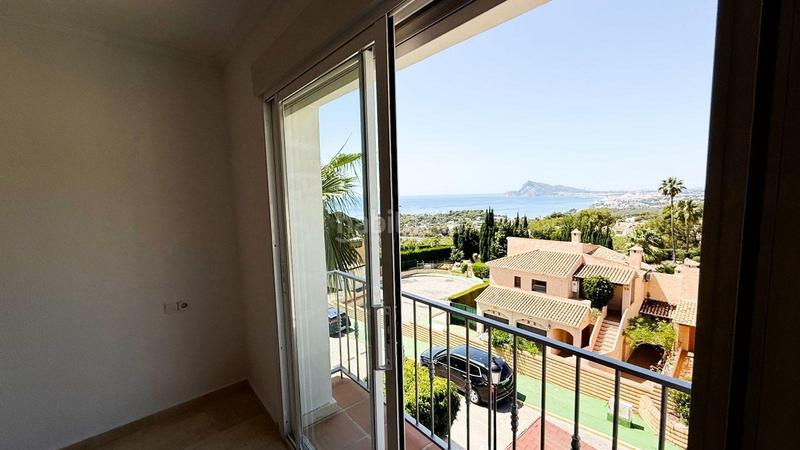 Foto 3da78c33-b67e-478f-90e9-2baad1123a53. Chalet  de lujo con vistas al mar hills seguridad, espacio y confort en Altea