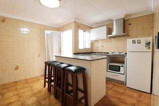 Appartement à Camí dels Magros - Casablanca. Se vende piso  reformado , cuarto sin ascensor , en elche  zona