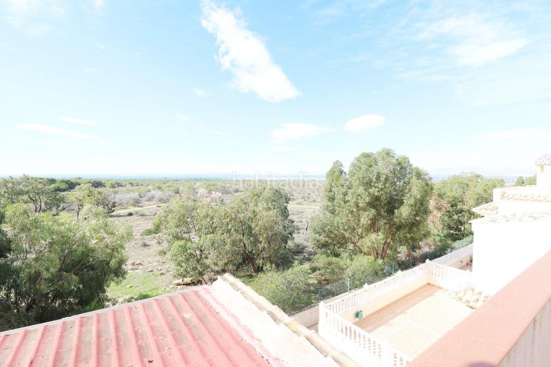 Foto fd0eb29c-d994-46f7-87b5-77c651d66760. Maison avec parking piscine dans Monte Faro-Altomar II Santa Pola