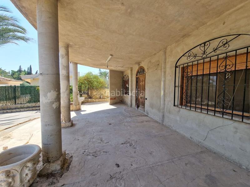 Foto 6cad2b30-a6da-4e32-9034-fc1d59dc8b61. Xalet amb aparcament piscina a Peña de las Águilas Elche / Elx