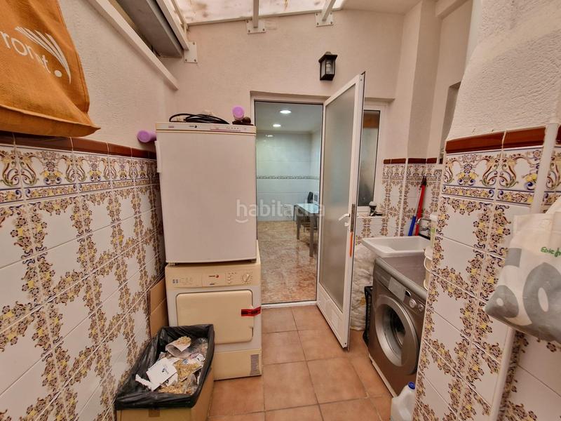 Foto 0c433fdb-724c-4bd6-b826-487b9b3cc4a4. Maison jumelée avec parking dans El Travaló - Martínez Valero Elche / Elx