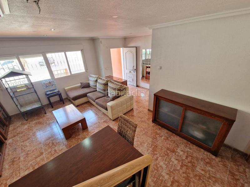 Foto c68bbe50-d176-45c9-9259-567c9a93d7fc. Maison jumelée avec parking dans El Travaló - Martínez Valero Elche / Elx