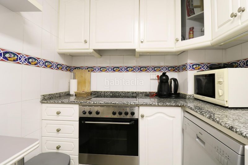 Foto 15b2d31e-284d-4f7e-8652-697a726de3cb. Rent flat with parking in Centro Elche / Elx