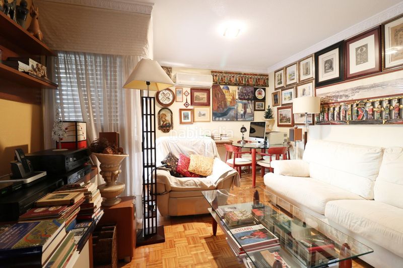 Foto bf0d522e-0263-426e-a431-be0e84c8149a. Rent flat with parking in Centro Elche / Elx