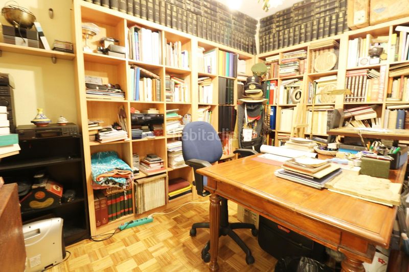 Foto da80e381-1022-45f4-b7f2-2e7238934ef1. Rent flat with parking in Centro Elche / Elx