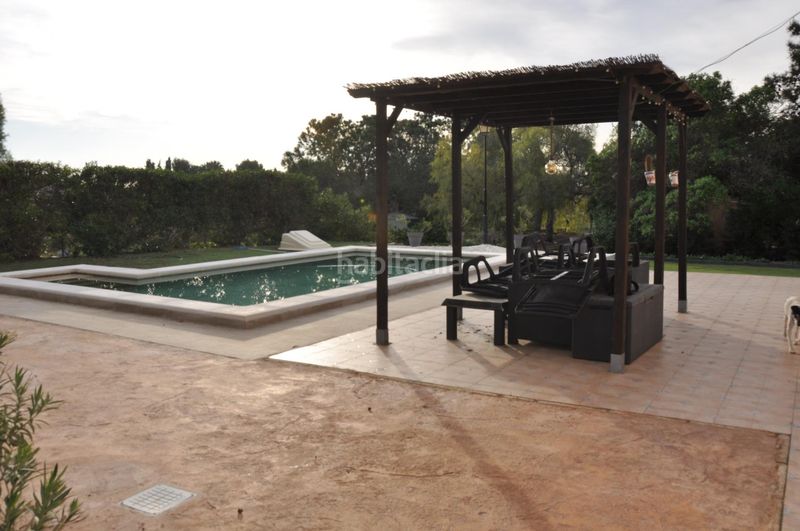 Foto d104d583-2f80-46fc-af12-95a1b9665fb7. Xalet amb calefacció aparcament piscina a Perleta - Maitino Elche / Elx