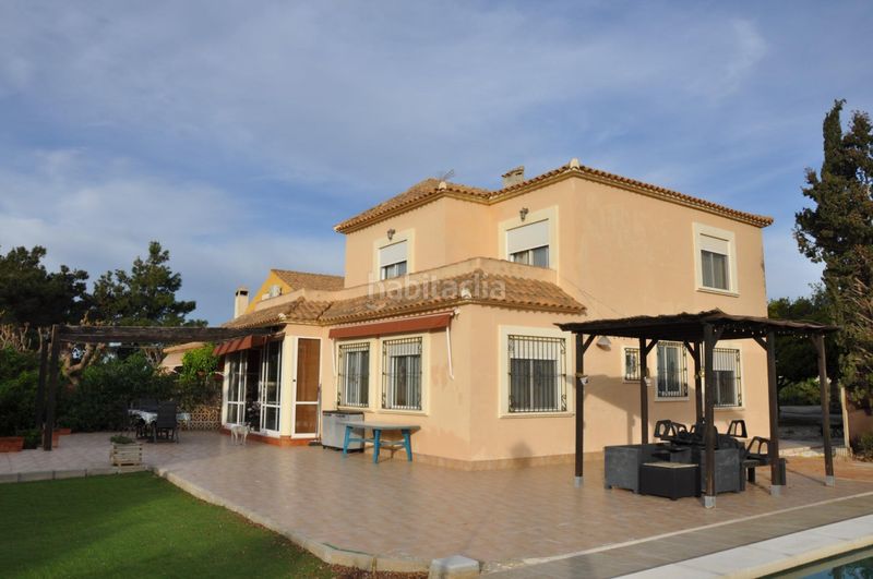 Foto d5d264da-840d-46a5-a653-cbffdf704cb7. Xalet amb calefacció aparcament piscina a Perleta - Maitino Elche / Elx