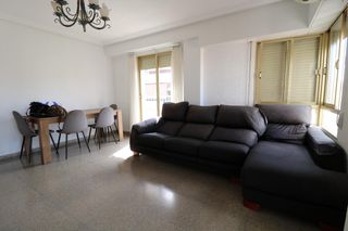 Location Appartement à Plaza Crevillente - Antiguos Juzgados - El Asilo. Sector 5, piso 3 dormitorios totalmente equipado