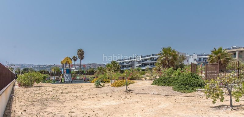 Foto acd767e9-392b-4c3c-9540-e854f14fe4f0. Pis amb calefacció piscina a Los Arenales del Sol Elche / Elx