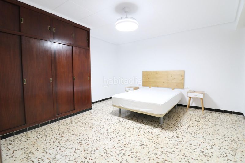 Foto a677b1c1-9431-49a7-aae3-0a7fc72208c4. Lloguer pis a Centro Elche / Elx