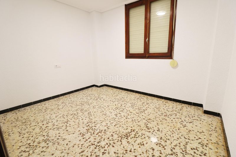 Foto 87deda40-5154-4c8b-bc4d-54c478039faf. Rent flat in Centro Elche / Elx