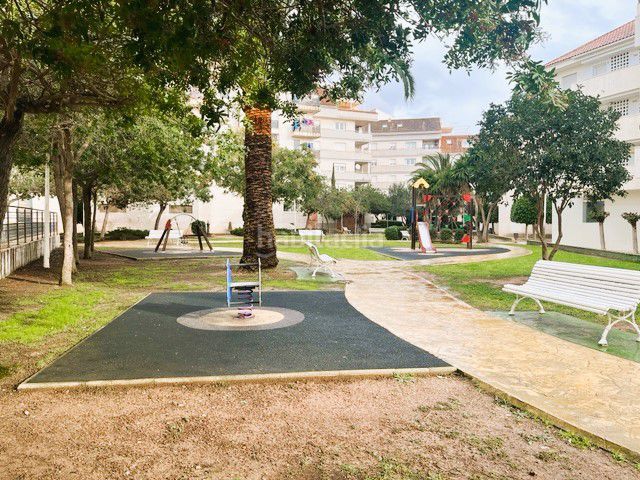 Foto b98ba10c-63c1-4e56-9f5f-e171bdce51de. Local comercial a Altea ciudad Altea