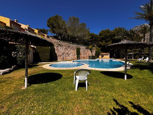 Foto 64f0578d-d50b-414a-b279-fdb481302447. Casa adossada a loteria a Altea hills Altea