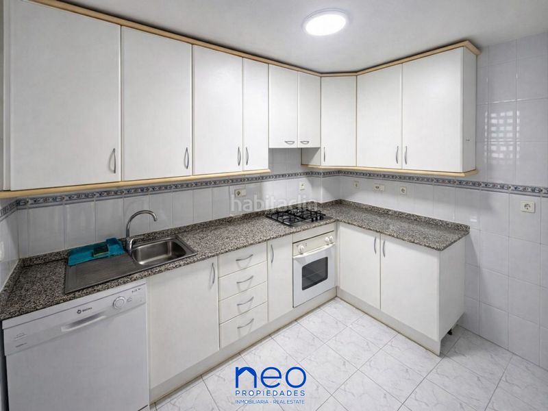 Foto b7f13a3e-5725-432e-90a8-7195f12b3618. Apartment in avenida de el albir 67 in L´Albir Alfàs del Pi (l´)