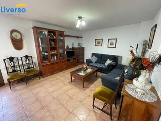 Casa a Sotillo de la Ribera. Casa en venta en sotillo de la ribera con amplio terreno anexo