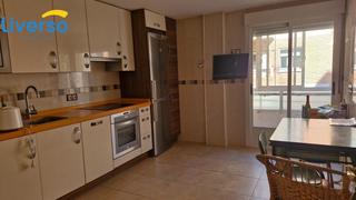Pis a Santa Catalina - Ferial. Amplio piso en venta en moratin