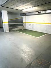 Parking coche en Carrer de Roger de Flor