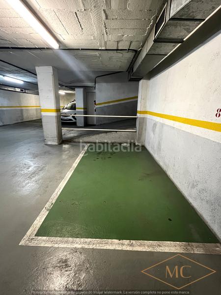 Foto d5c92d93-b7c5-44b3-8f17-edda943a4097. Car parking in Dreta de l´Eixample Barcelona