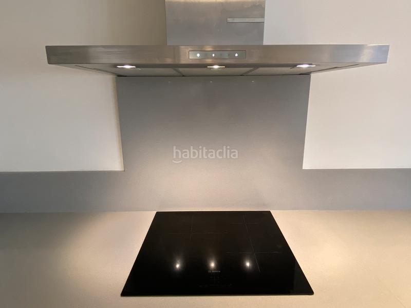Foto eb7d0db1-fea3-4b1f-9c30-bd3eb6b4c9ad. Apartamento magnífico apartamento renovado en primera linea de santa margarita, en Roses