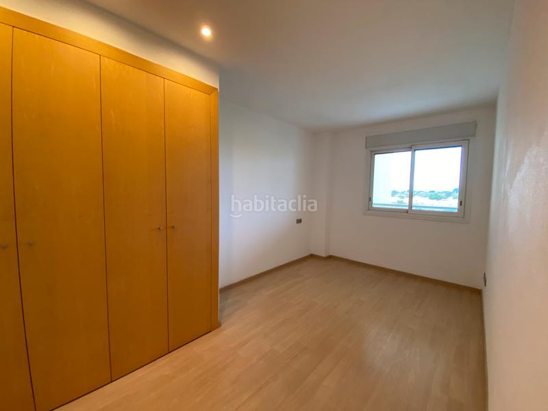 Foto 39de2385-a40d-410e-93c5-0422d1c39dfb. Apartamento  en zona residencial con piscina y parking. en Roses
