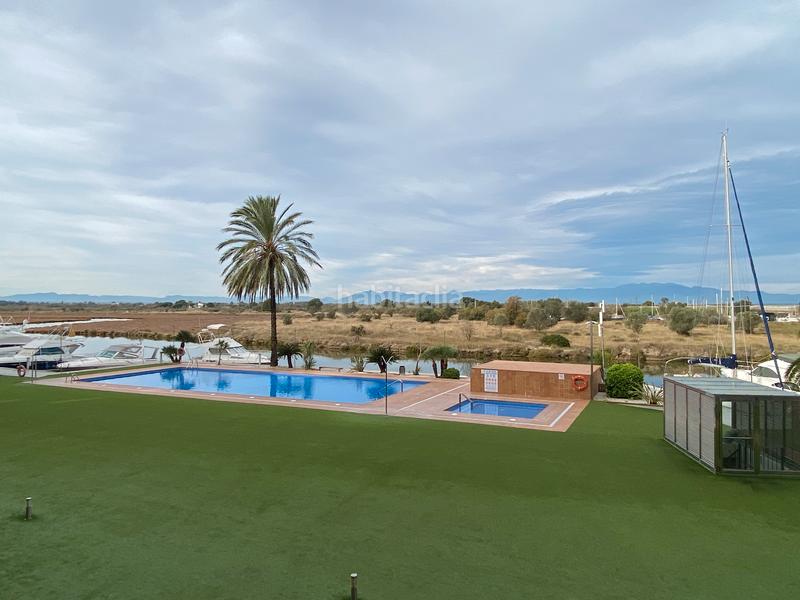 Foto 5911f239-ae1b-4ee9-96ad-31c45eefde0b. Apartamento  en zona residencial con piscina y parking. en Roses