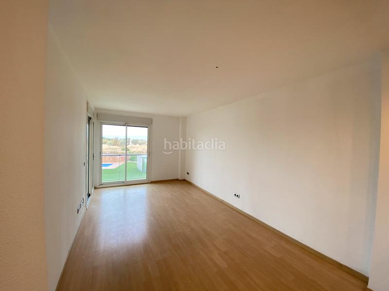 Foto 6618b7b5-ce8c-4474-bf8e-94f4aeda0193. Apartamento  en zona residencial con piscina y parking. en Roses