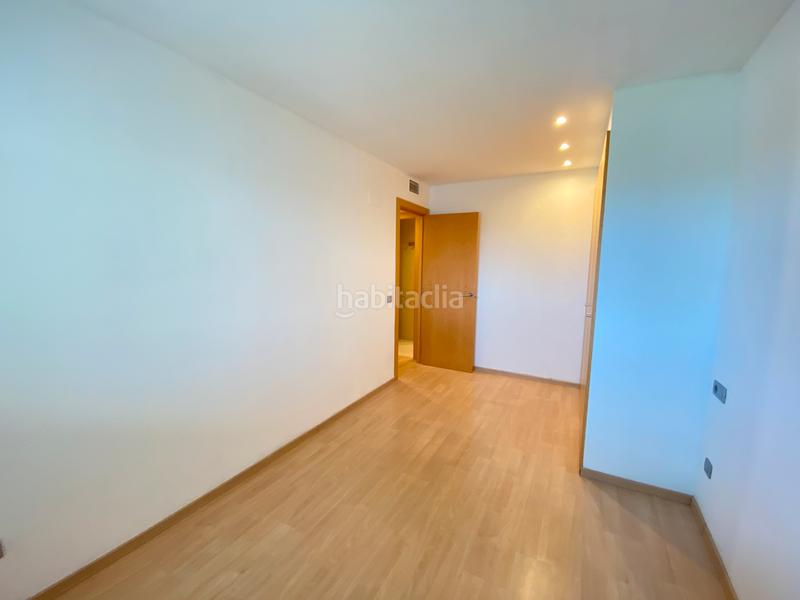 Foto c6c763ea-387c-4417-945b-4b625c7df3d4. Apartamento  en zona residencial con piscina y parking. en Roses