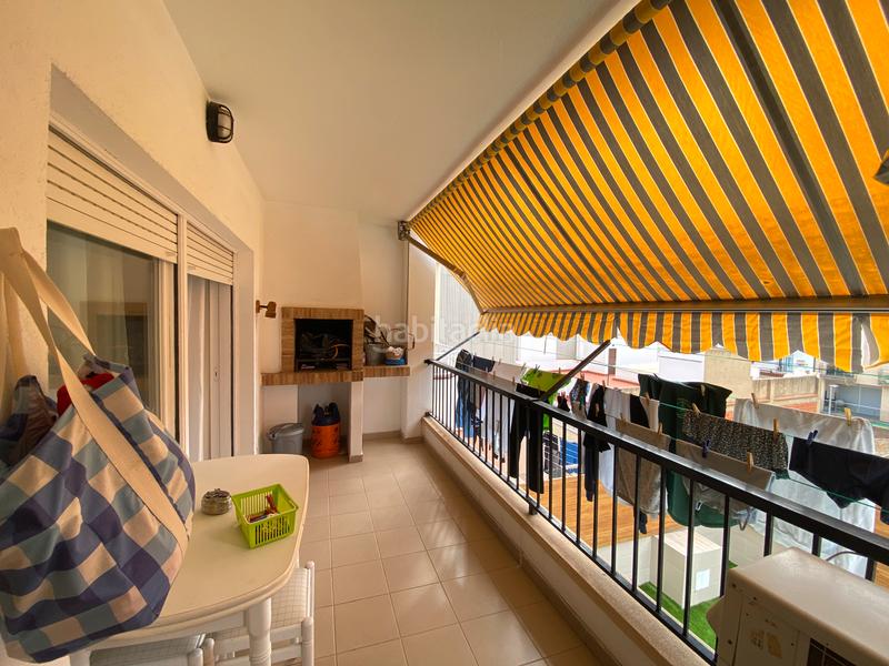 Foto c1dd6694-604e-46d0-a054-e54868a88820. Pis amb aparcament a Centre Roses