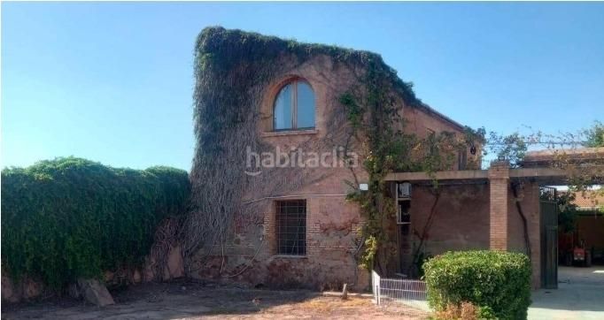 Foto 8606aa33-8a93-4677-8686-fb33c54adf6d. Xalet amb aparcament piscina a Camí de Paterna-Lloma del Calderer Bétera