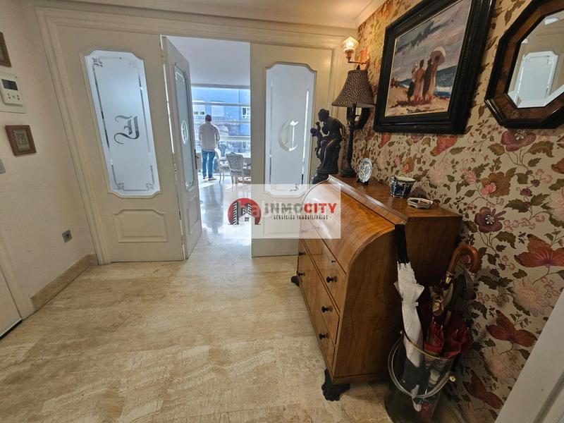 Foto 056f346c-3d47-43e9-a3ad-ed0abe441c55. Piso en san jose calasanz 2 descubre el hogar de tus sueños en pleno corazón en Valencia