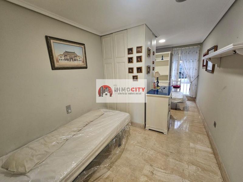 Foto 7779aad9-b7a4-4f06-88da-0ffc2cae5c04. Piso en san jose calasanz 2 descubre el hogar de tus sueños en pleno corazón en Valencia