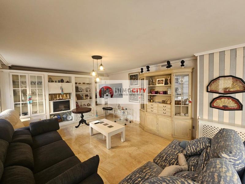 Foto 7f6b9f9b-2964-42a3-9d7f-2cbf01721748. Piso en san jose calasanz 2 descubre el hogar de tus sueños en pleno corazón en Valencia