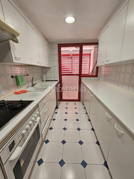 Foto 62f4251a-c36e-42ea-bfa8-cb167fb25a65. Miete etagenwohnung in brigadas internacionales 2 in Valencia