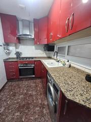 Pis  2 de abril. Piso reformado y moderno en montolivete   a tan solo 1 minuto de