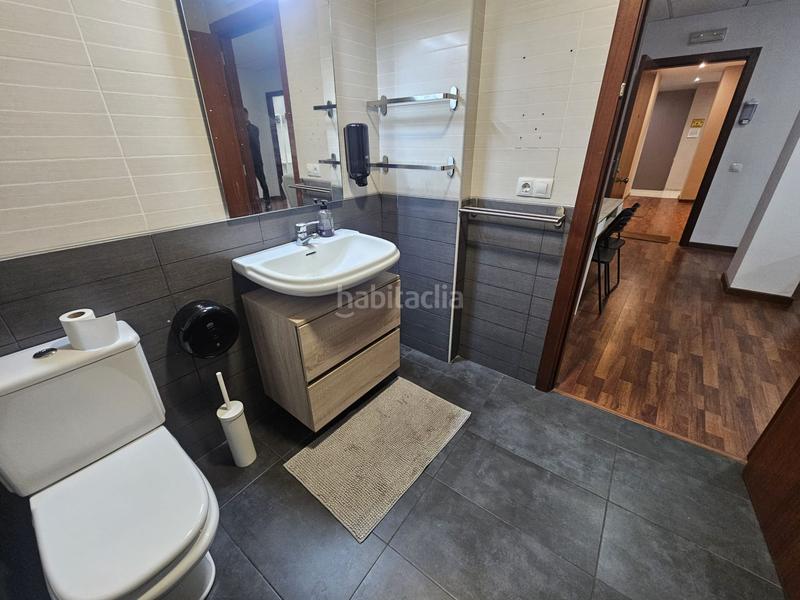 Foto 335aca84-74a6-4259-8126-5a76797a5f26. Piso en valladolid 23 nmocity expertos inmobiliarios presenta gran oportunidad en avenida de valladolid uso terciario vivienda de uso terciario para i en Valencia