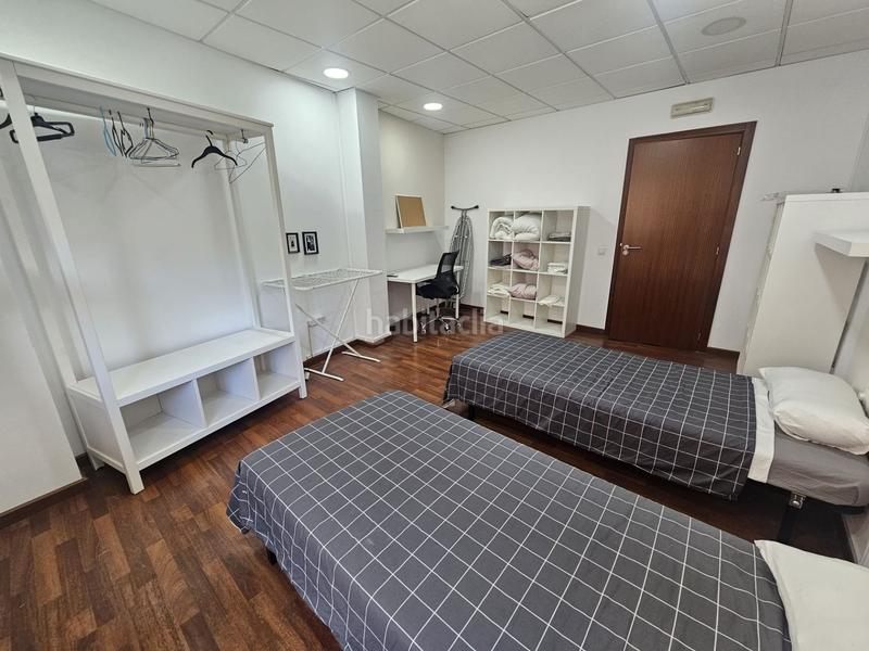 Foto 5b875b7a-d322-4e43-a9f2-c4c8f8364ce3. Piso en valladolid 23 nmocity expertos inmobiliarios presenta gran oportunidad en avenida de valladolid uso terciario vivienda de uso terciario para i en Valencia