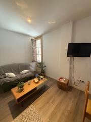 Lloguer Pis a Asilo de la infancia 6. Alquiler de piso reformado junto al mercado central  valencia