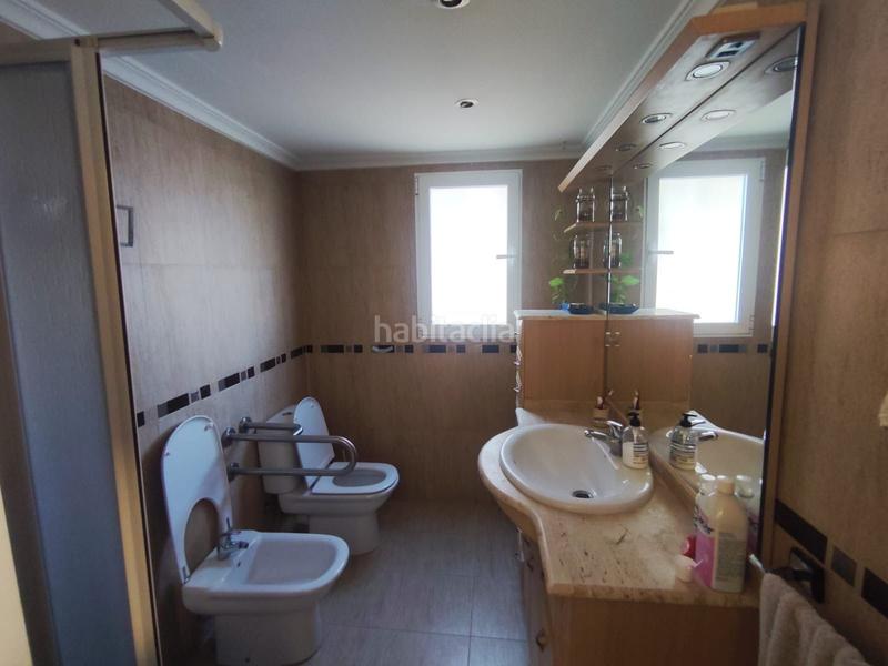 Foto aa3cafde-30d2-4f2d-9c4c-4d26e4b728b4. Alquiler piso descubre este fantástico piso en alquiler capital en Valencia