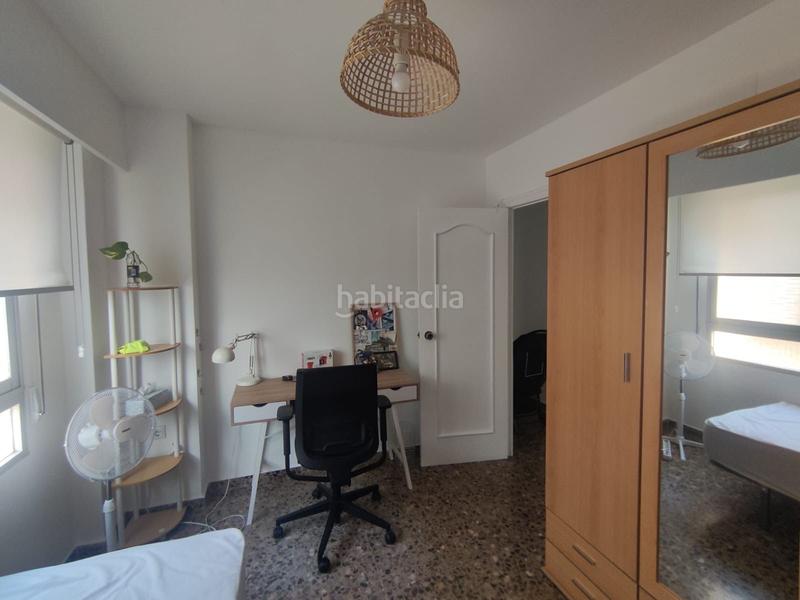 Foto b1d03abb-de37-4973-902d-989a1c4fb367. Location appartement avec chauffage dans Torrefiel Valencia