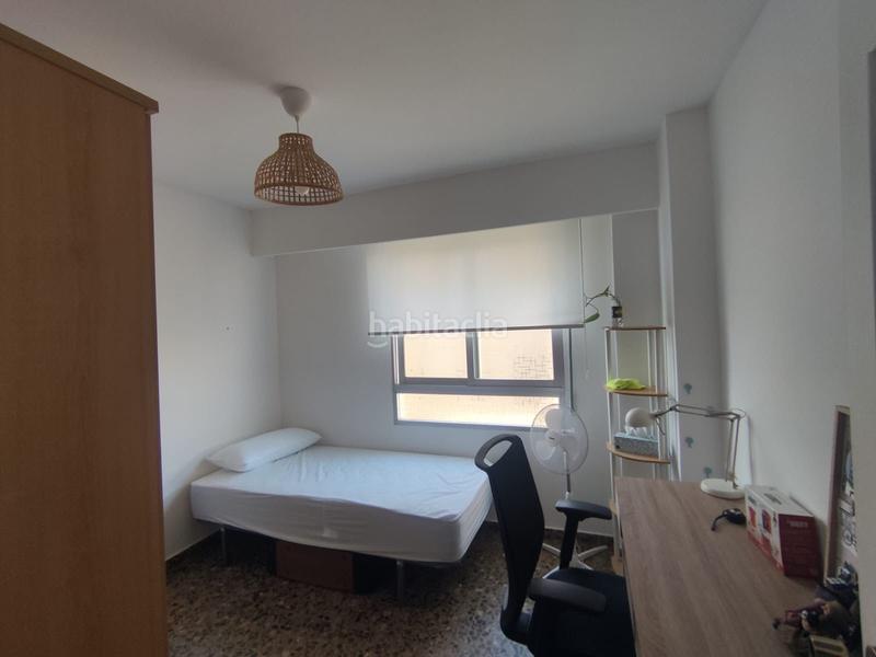 Foto b34c015e-dd0f-449c-b341-b8a7a6f4c248. Location appartement avec chauffage dans Torrefiel Valencia