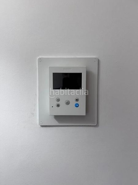 Foto dc20fe51-bc26-4ede-850c-2f050bfb5a7d. Pis a Mestalla Valencia