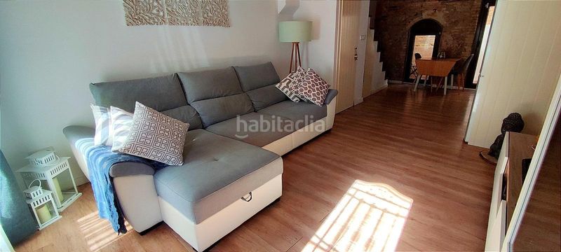 Foto 1448f2b4-bf24-40ed-afff-454016f9eb41. Casa adossada a El Cabanyal-El Canyamelar Valencia