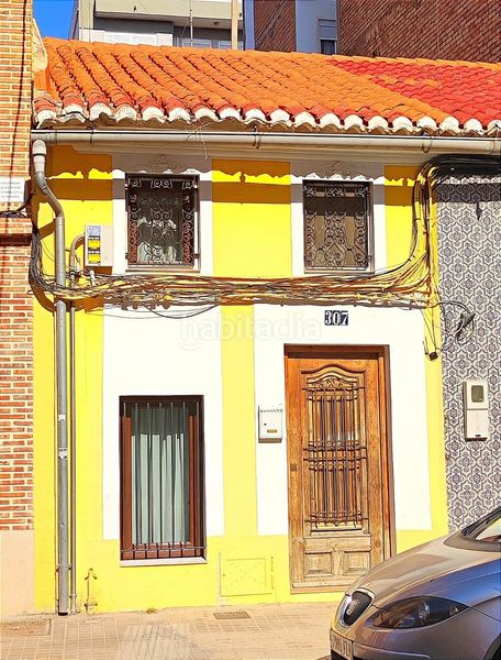Foto baae1f6a-ac4a-437b-9c20-798ec7da37cb. Casa adossada a El Cabanyal-El Canyamelar Valencia