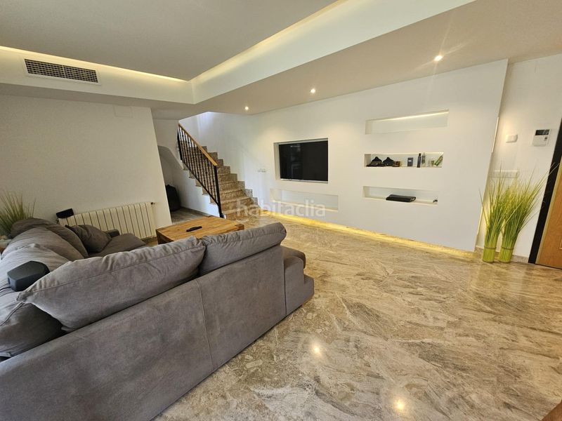 Foto cef46be3-e299-45fd-8b74-50c1b1c6951a. Pis a plaza plaza cueta blanca a Torre en Conill-Cumbres de San Antonio Bétera