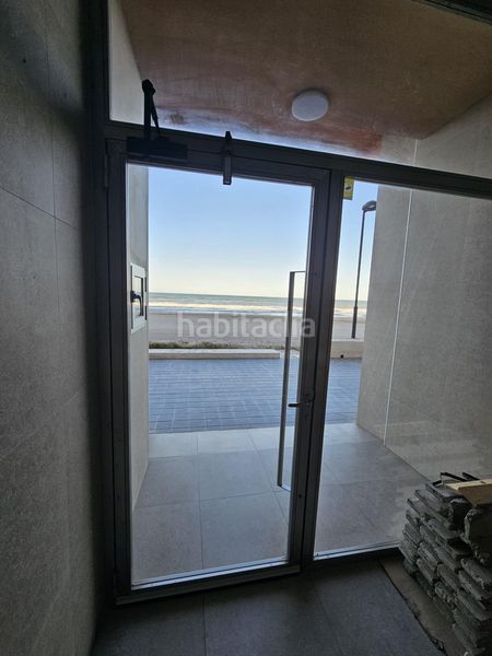 Foto 4668417c-8ced-4cde-baa0-7fa366f54445. Pis a paseo paseo golas a El Perellonet Valencia