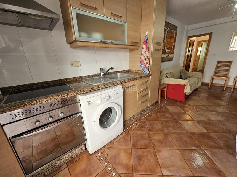 Foto 9008adc1-c392-40d6-a810-8c74e47cb31c. Pis a paseo paseo golas a El Perellonet Valencia