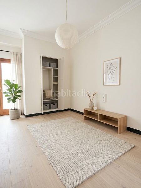 Foto 35821bc6-f289-4caf-8fe3-7bb06e65a722. Pis a Benifaió