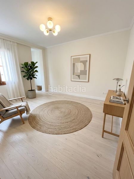 Foto d2c689fe-8d76-43f4-aab3-be3353bc8cc1. Pis a Benifaió